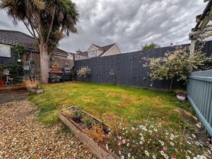 REAR GARDEN- click for photo gallery